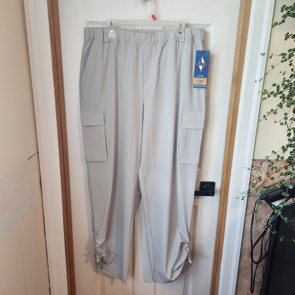 Skechers Light Gray Pants with Pocket Detail Tall